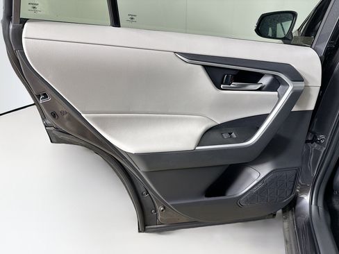 Used 2025 Toyota RAV4 XLE Premium image 26