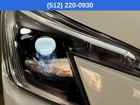 Used 2022 Subaru Forester Premium image 38