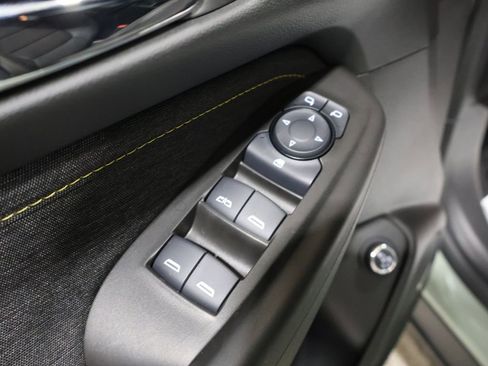 Used 2025 Chevrolet TrailBlazer ACTIV w/ Convenience Package image 14