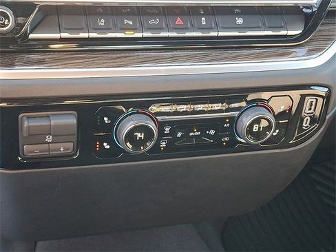 Used 2025 Chevrolet Silverado 2500 LT w/ All Star Edition image 15