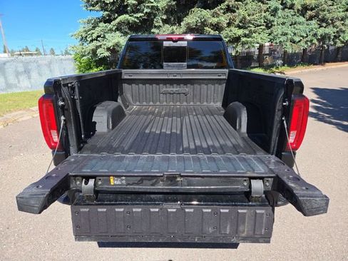 Used 2024 GMC Sierra 1500 AT4 w/ Technology Package AWD/4WD image 36