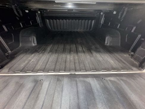 Used 2020 GMC Sierra 1500 Elevation w/ Elevation Value Package image 31