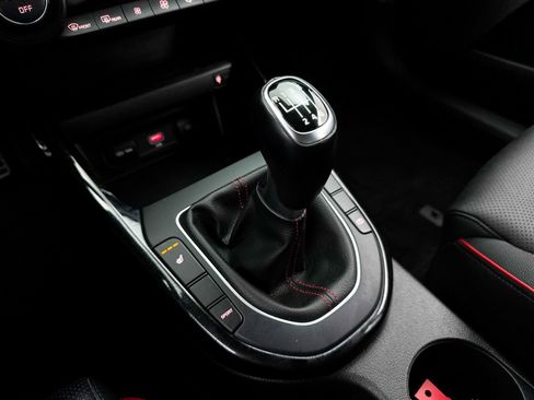 Used 2023 Kia Forte GT image 28