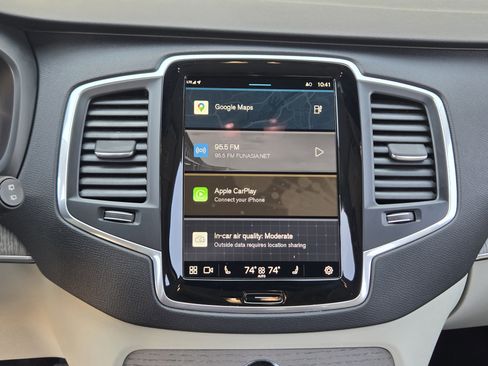 Certified 2025 Volvo XC90 T8 Core w/ Protection Package image 24