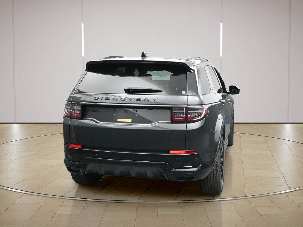 Used 2025 Land Rover Discovery Sport Dynamic SE AWD/4WD image 22