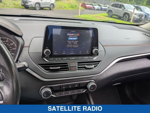 Used 2022 Nissan Altima 2.5 SR image 21