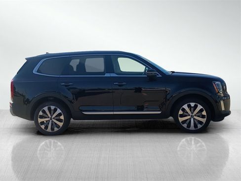 Used 2022 Kia Telluride S image 4