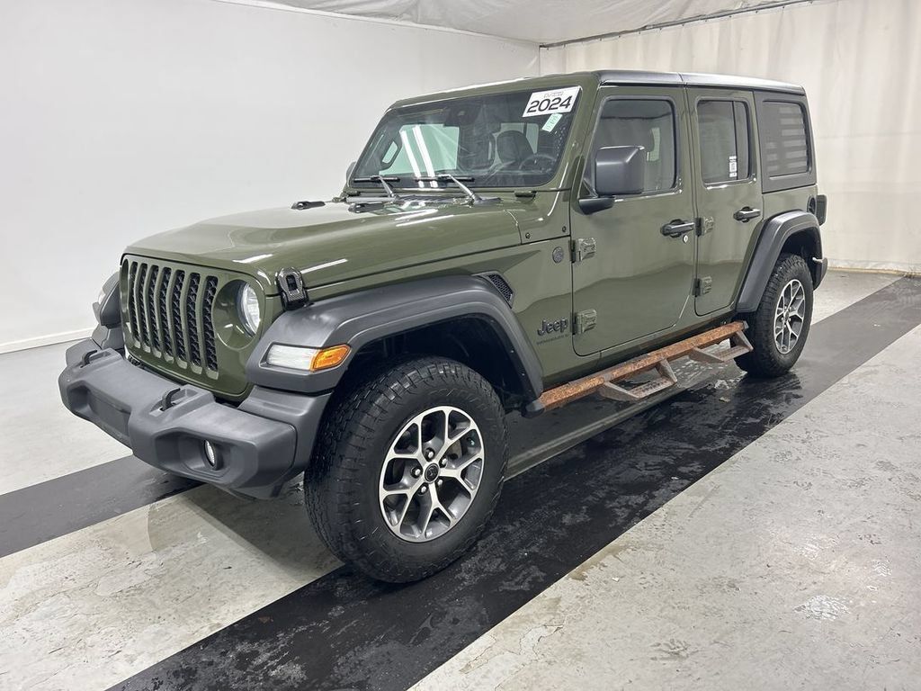 Used 2024 Jeep Wrangler Unlimited Sport AWD/4WD image 5