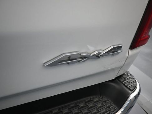 Used 2025 RAM 1500 Limited AWD/4WD image 10