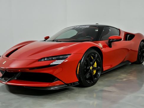 Used 2023 Ferrari SF90 Stradale image 6