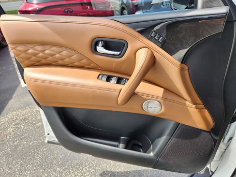 Certified 2024 INFINITI QX80 Sensory w/ Cargo Package AWD/4WD image 25