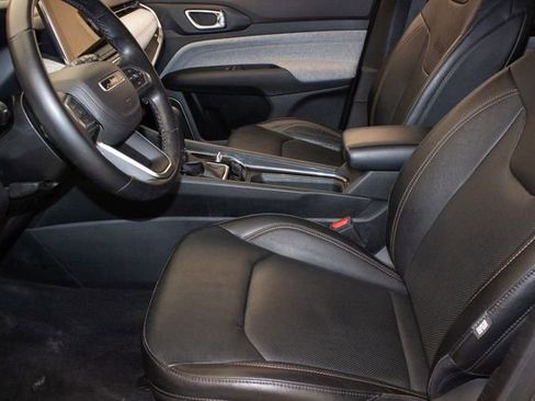 Used 2022 Jeep Compass Latitude image 18