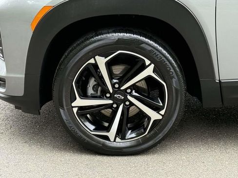 Certified 2023 Chevrolet TrailBlazer RS w/ Sun and Liftgate Package AWD/4WD image 7