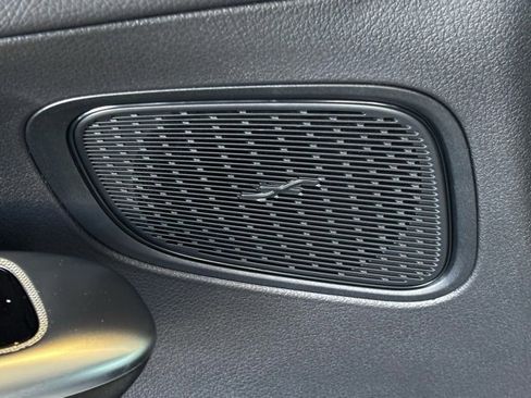 Certified 2025 Mercedes-Benz GLC 300 image 14