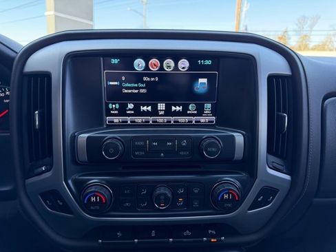 Used 2018 GMC Sierra 1500 SLT w/ SLT Premium Package image 6