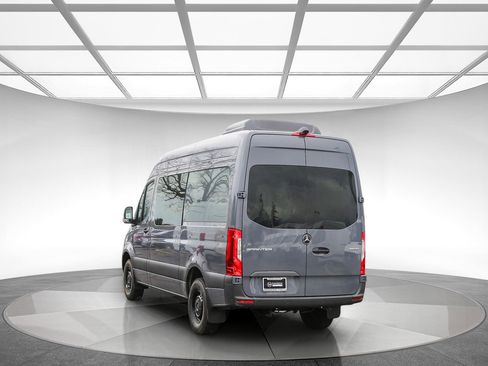 New 2024 Mercedes-Benz Sprinter 144 Cargo image 4