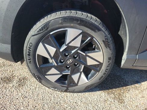 Used 2025 Hyundai Kona SEL image 27