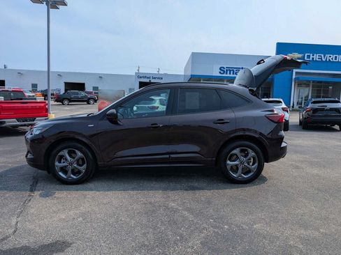 Used 2023 Ford Escape ST-Line w/ Tech Pack #1 AWD/4WD image 12