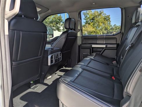 Used 2021 Ford F350 Lariat image 5
