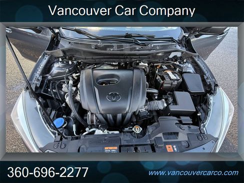 Used 2018 Toyota Yaris iA image 10