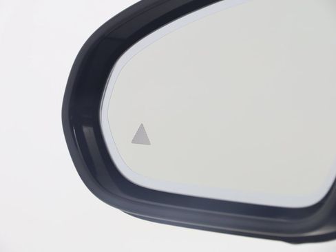 Used 2025 Mercedes-Benz AMG GT 63 w/ AMG Night Package image 40