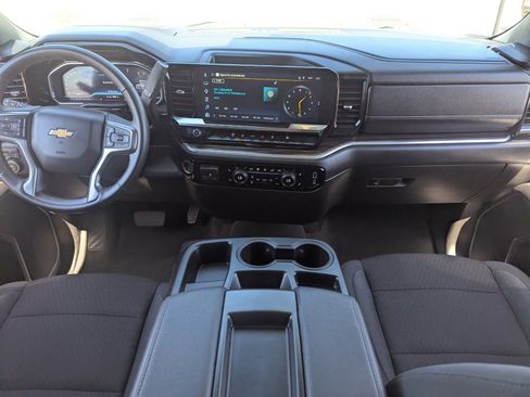 Certified 2025 Chevrolet Silverado 2500 LT w/ Convenience Package image 14