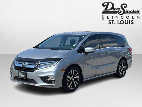 Used 2018 Honda Odyssey Elite image 7
