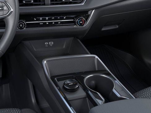 New 2027 Chevrolet Equinox LT w/ LPO, Floor Liner Package AWD/4WD image 23