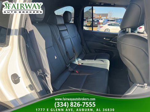 Used 2024 Lexus LX 600 4WD w/ Interior Upgrade Package image 13