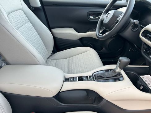 New 2026 Honda HR-V LX image 19