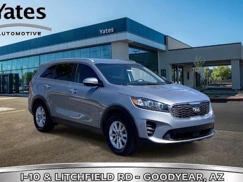 Used 2020 Kia Sorento LX w/ LX I4 Convenience Package FWD image 1