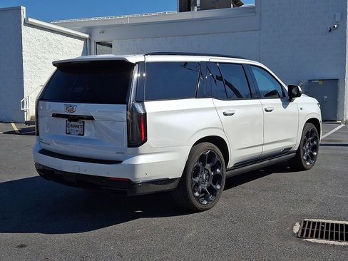 Used 2025 Cadillac Escalade Sport Platinum image 6