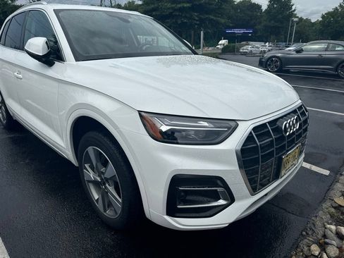 Used 2024 Audi Q5 Prestige AWD/4WD image 1