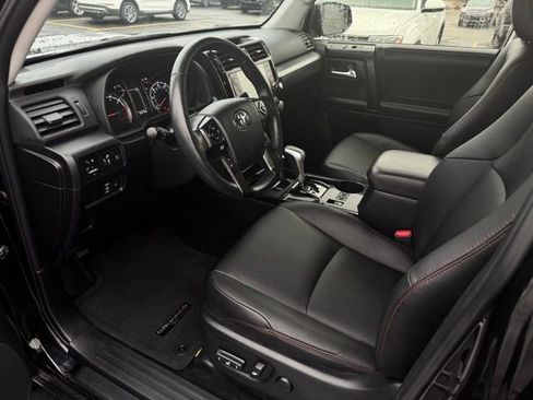 Used 2024 Toyota 4Runner TRD Off-Road Premium image 18