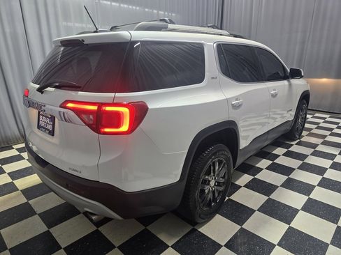 Used 2017 GMC Acadia SLT image 9