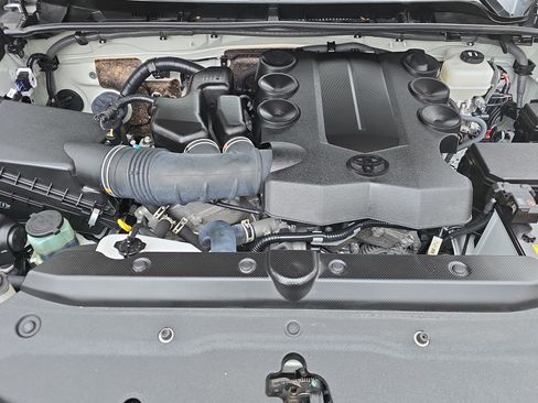 Used 2023 Toyota 4Runner TRD Off-Road Premium image 29