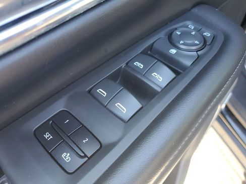 Used 2023 Chevrolet Tahoe LT image 22