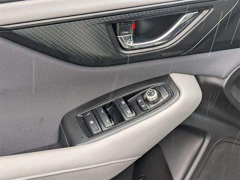 Used 2025 Subaru Outback Premium image 13