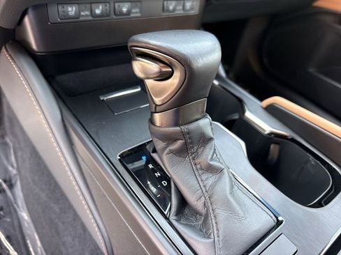 Certified 2025 Lexus ES 350 w/ Premium Package FWD image 20