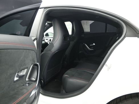 Used 2024 Mercedes-Benz CLA 250 image 19