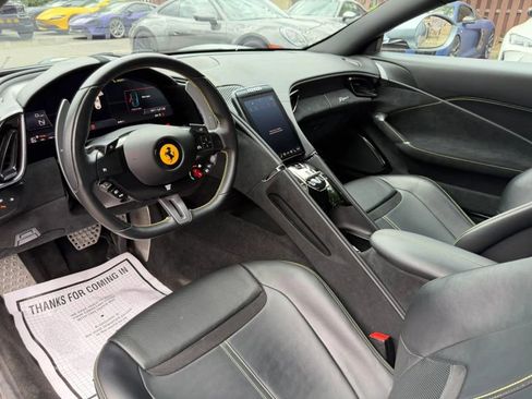Used 2021 Ferrari Roma RWD image 13