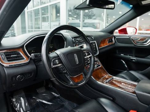 Used 2017 Lincoln Continental Select w/ Technology Package image 22