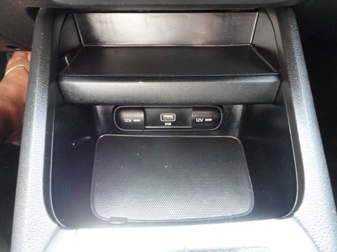 Used 2023 Kia Forte LXS FWD image 17