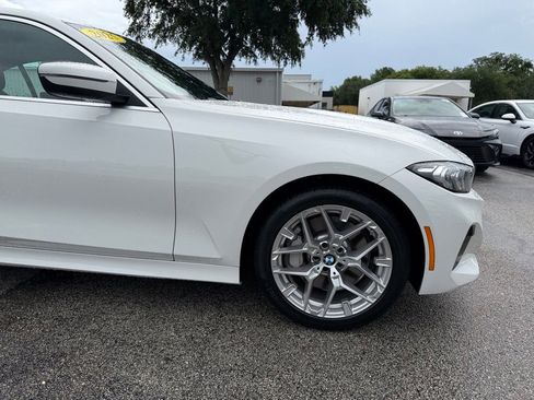 Used 2025 BMW 330i Sedan RWD image 13