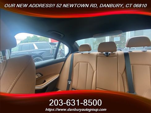 Used 2023 BMW 330i xDrive Sedan w/ M Sport Package AWD/4WD image 23