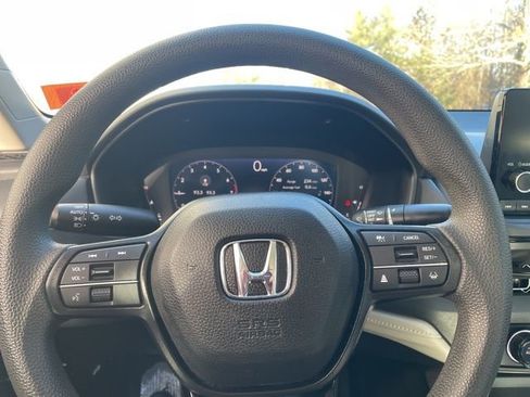 Certified 2023 Honda Accord LX image 12