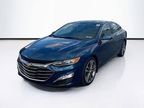 Used 2019 Chevrolet Malibu Premier w/ Sun and Wheel Package image 3