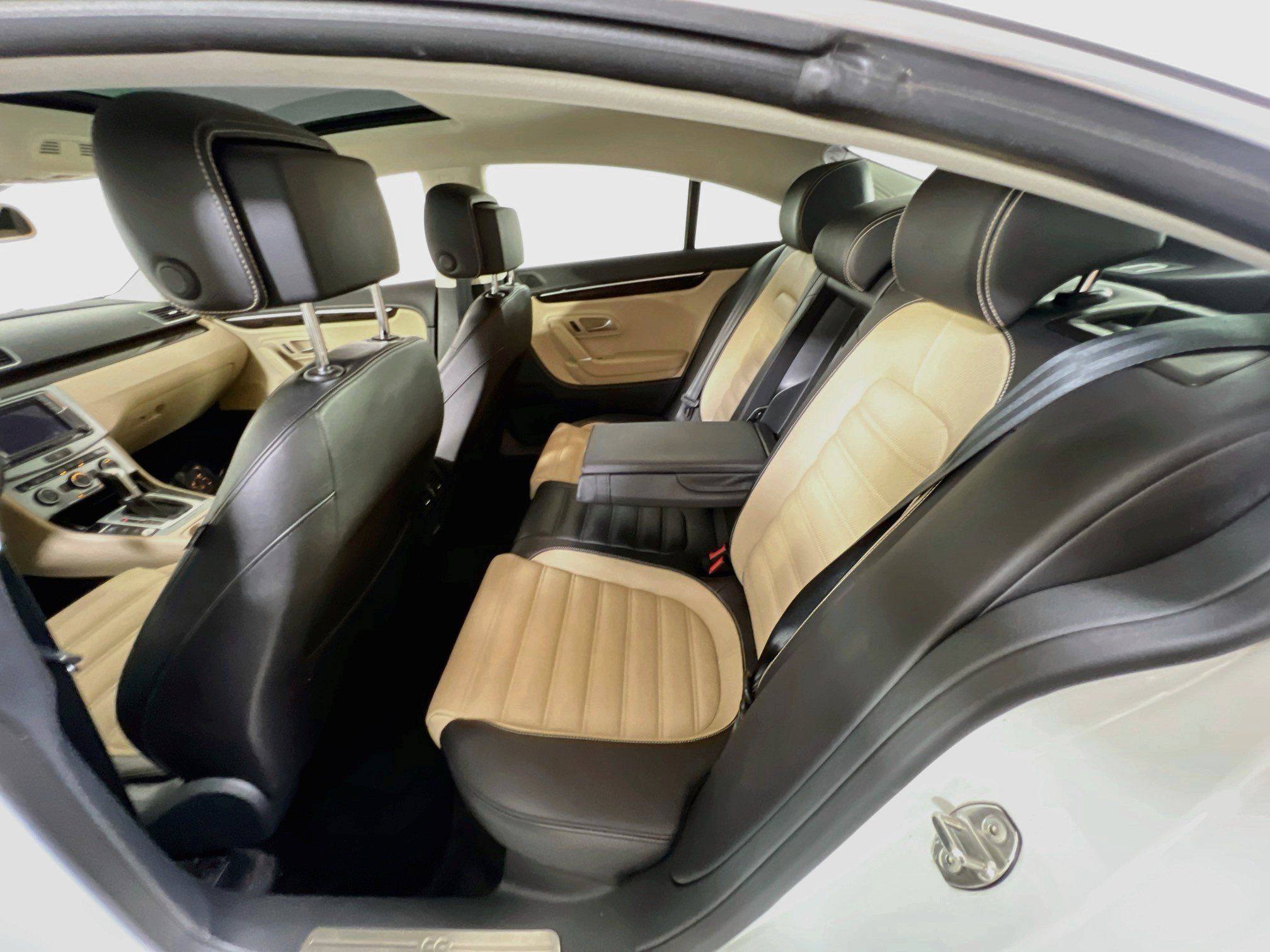 Used 2016 Volkswagen CC Executive AWD/4WD image 26