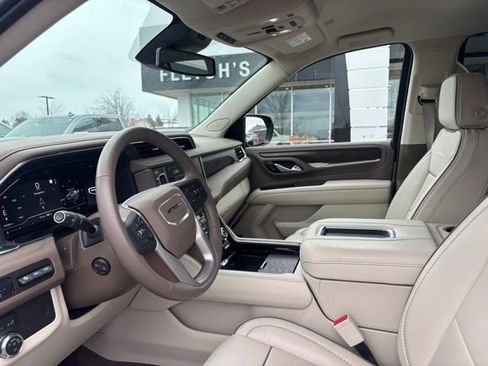 Used 2023 GMC Yukon Denali image 10