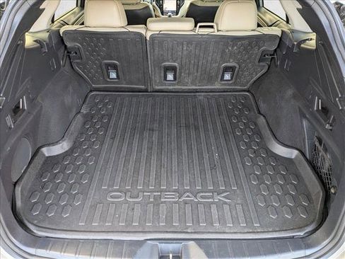 Used 2020 Subaru Outback Limited w/ Popular Package #2 image 6